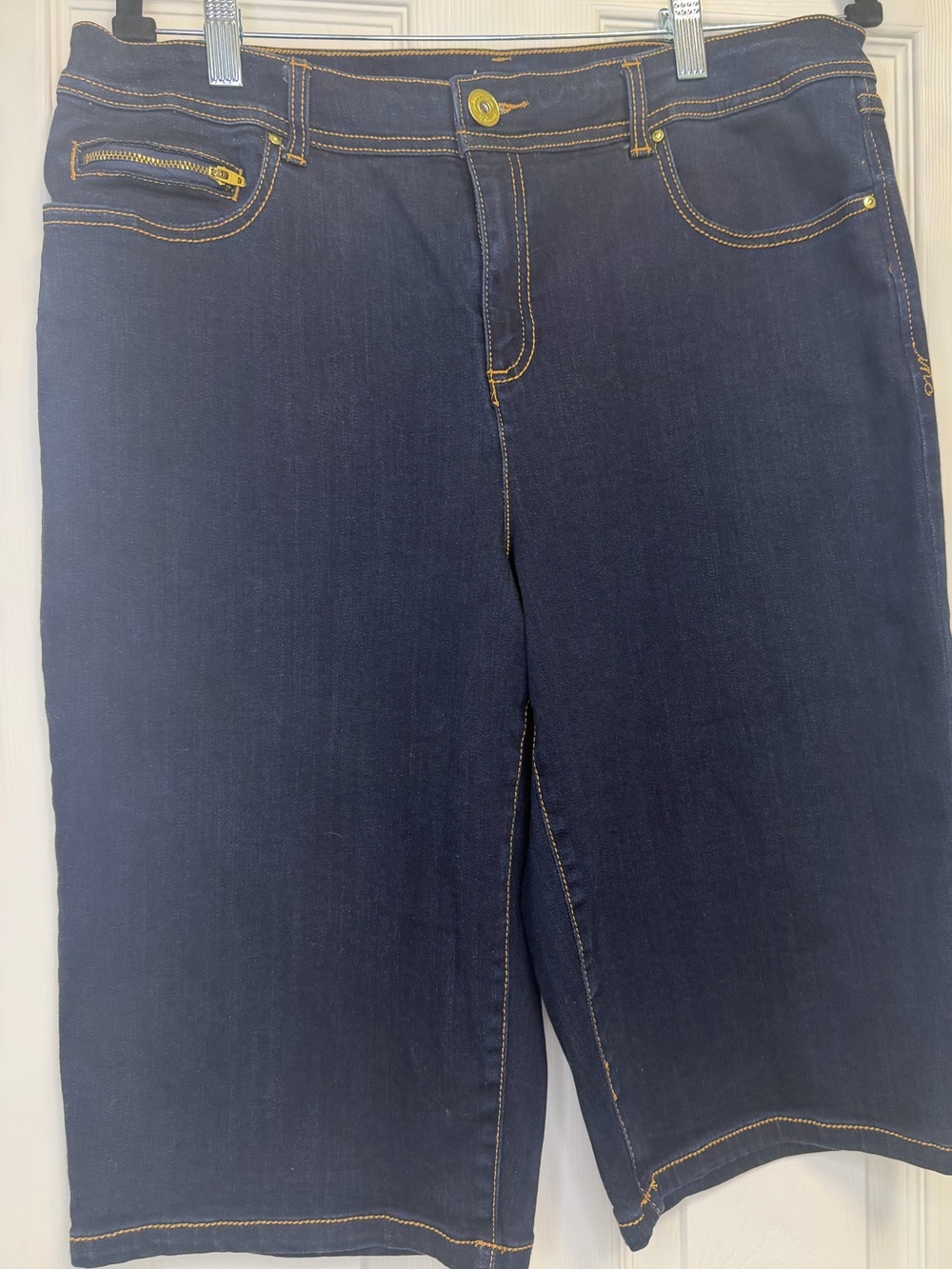 INC Denim Bermuda Shorts Dark Wash Mid Rise Size 14 Regular Fit Stretch EUC